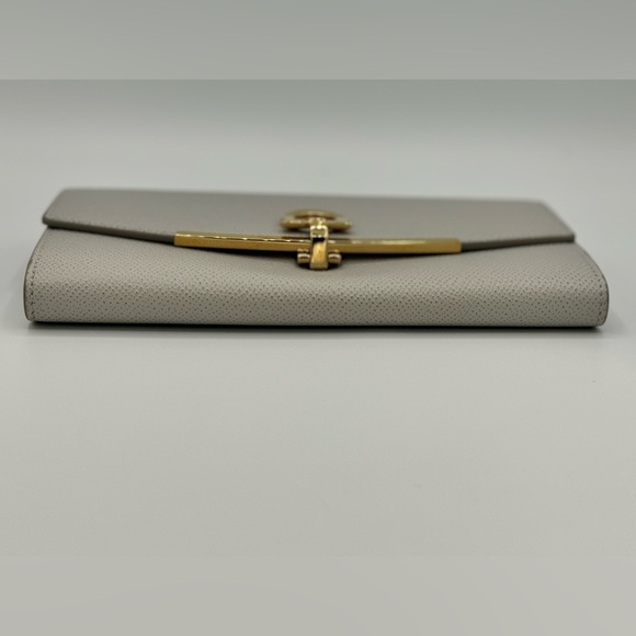 Salvatore Ferragamo Gancini Continental Wallet - Picture 4 of 16